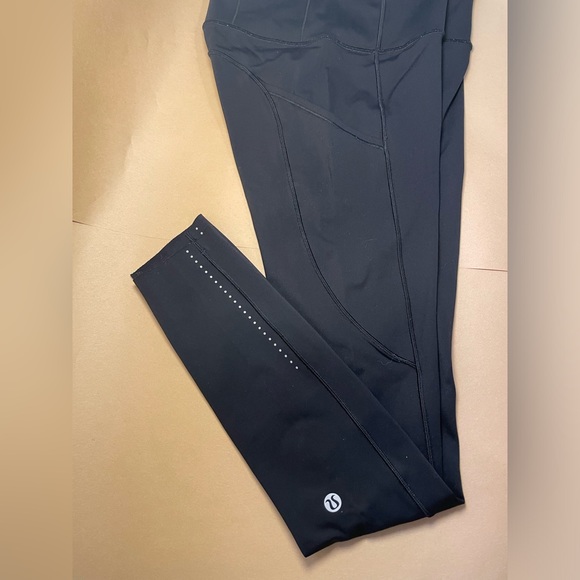 Lululemon Align 25” leggings size 2 - Picture 2 of 5